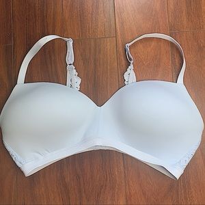 EUC AERIE PASTEL BLUE LACE SUPPORTIVE NO UNDERWIRE SEXY BRA WOMENS SIZE 36DD